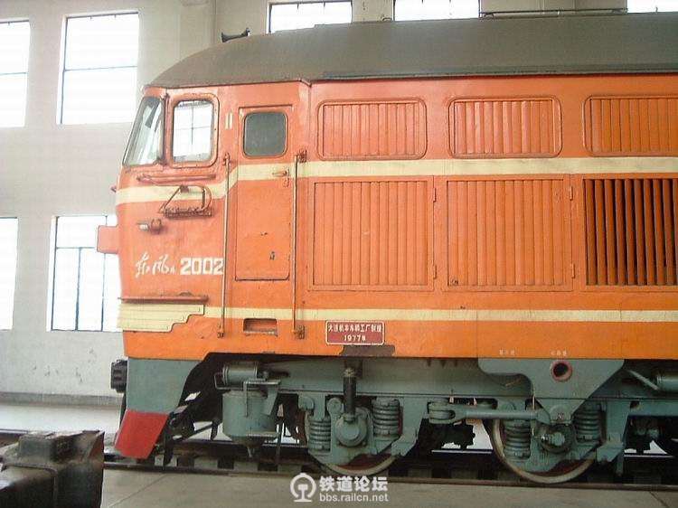 DF4-2002-2.jpg