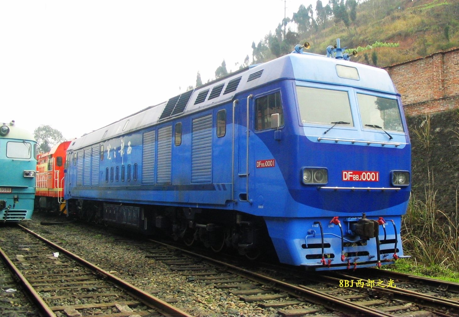 DF8BJ-0001-3.jpg