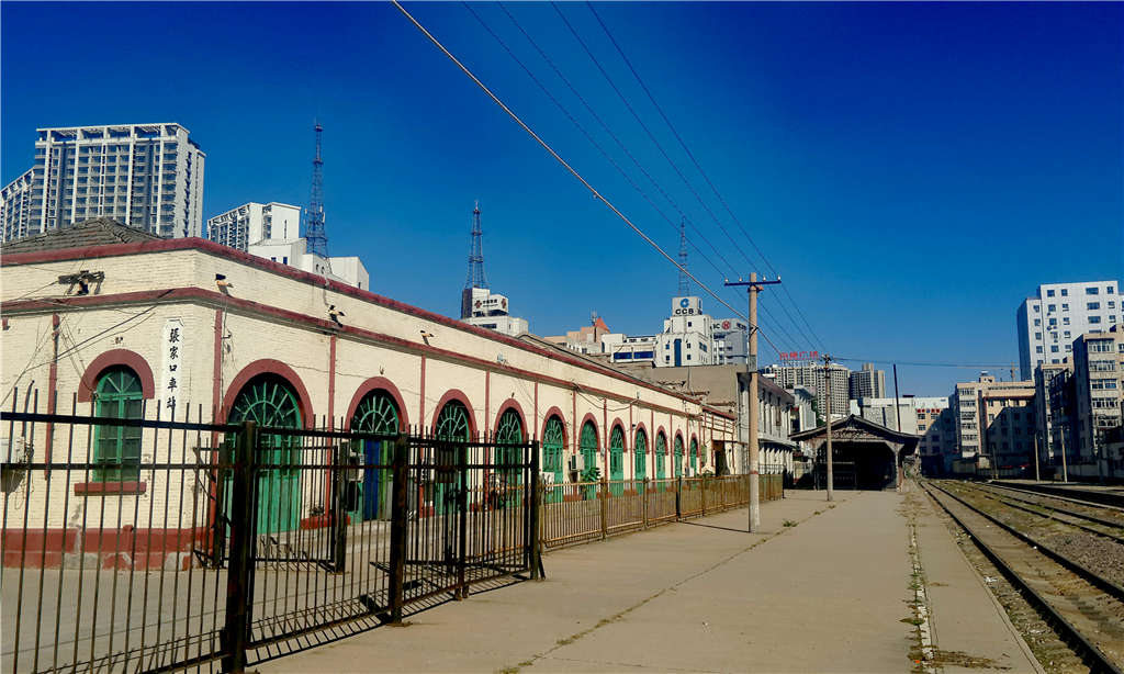 P50913-094008-001.jpg