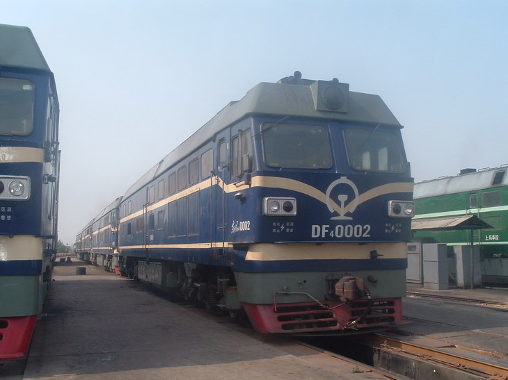 东风4C0002.jpg