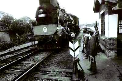 1960年代的宁波铁路一景.jpg