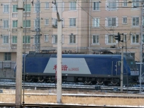 等候T133次未果，见8联东风车