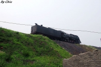 截获QJ、池塘畔的火车。