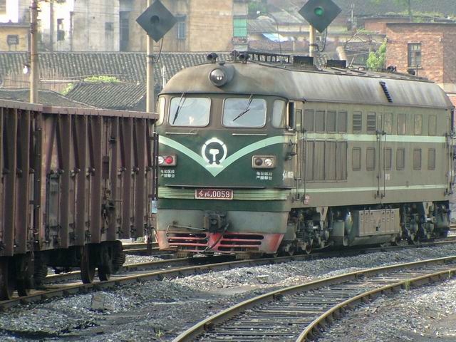 东风4-0059.jpg