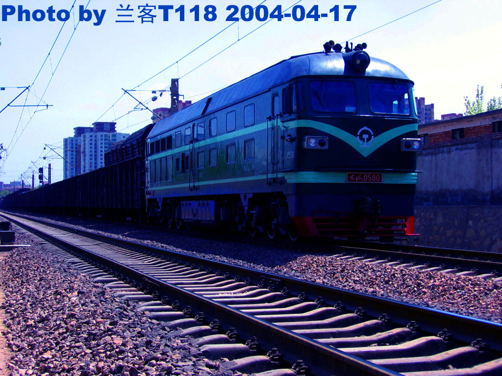 东风4-0590.JPG